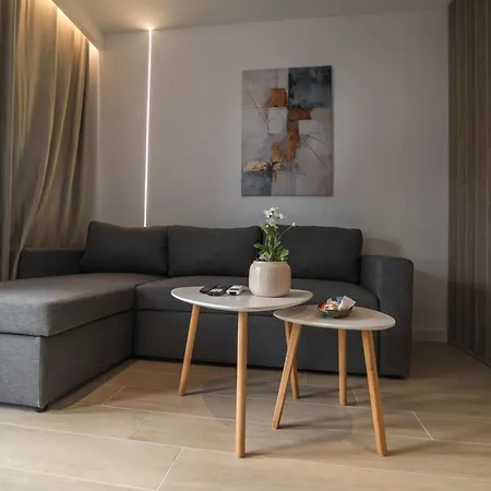 Luca Apartment *