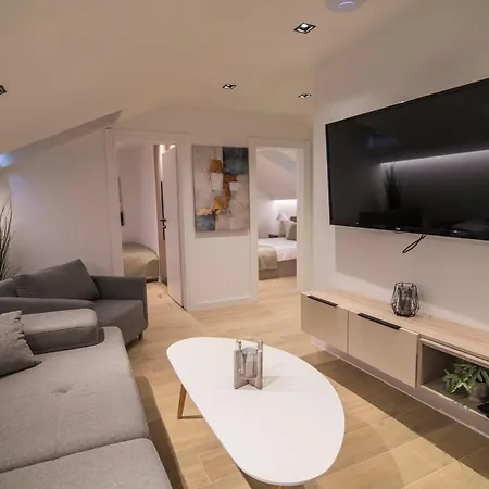 Luca Apartment *