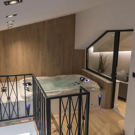 Luca Apartment *
